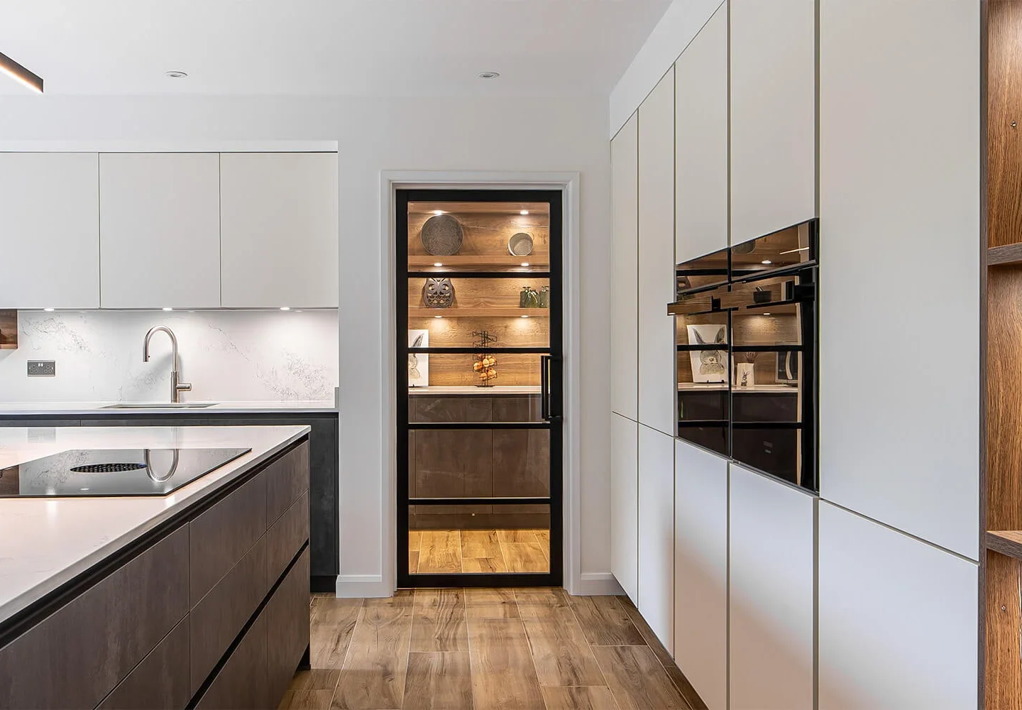 Modern Kitchen Design Trends showcasing stylish kitchens with smart appliances, minimalist layouts, and luxury finishes